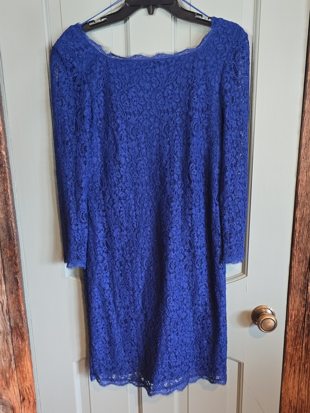 Andrianna PAPELL Cobalt Blue Lace Long-Sleeve Shift Dress